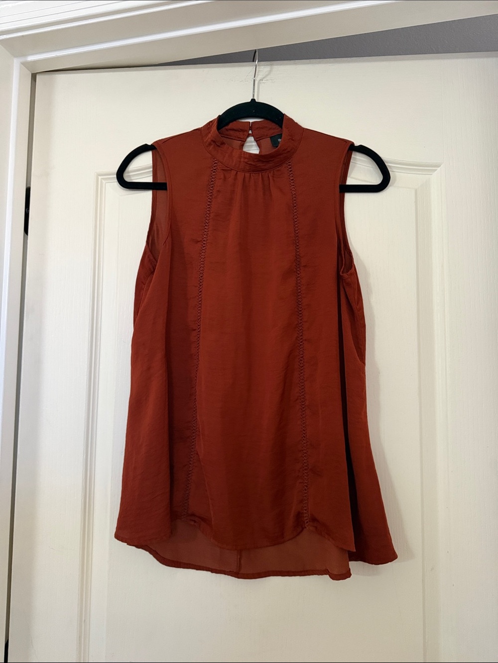 Mock Neck Sleeveless Camisole in Rust